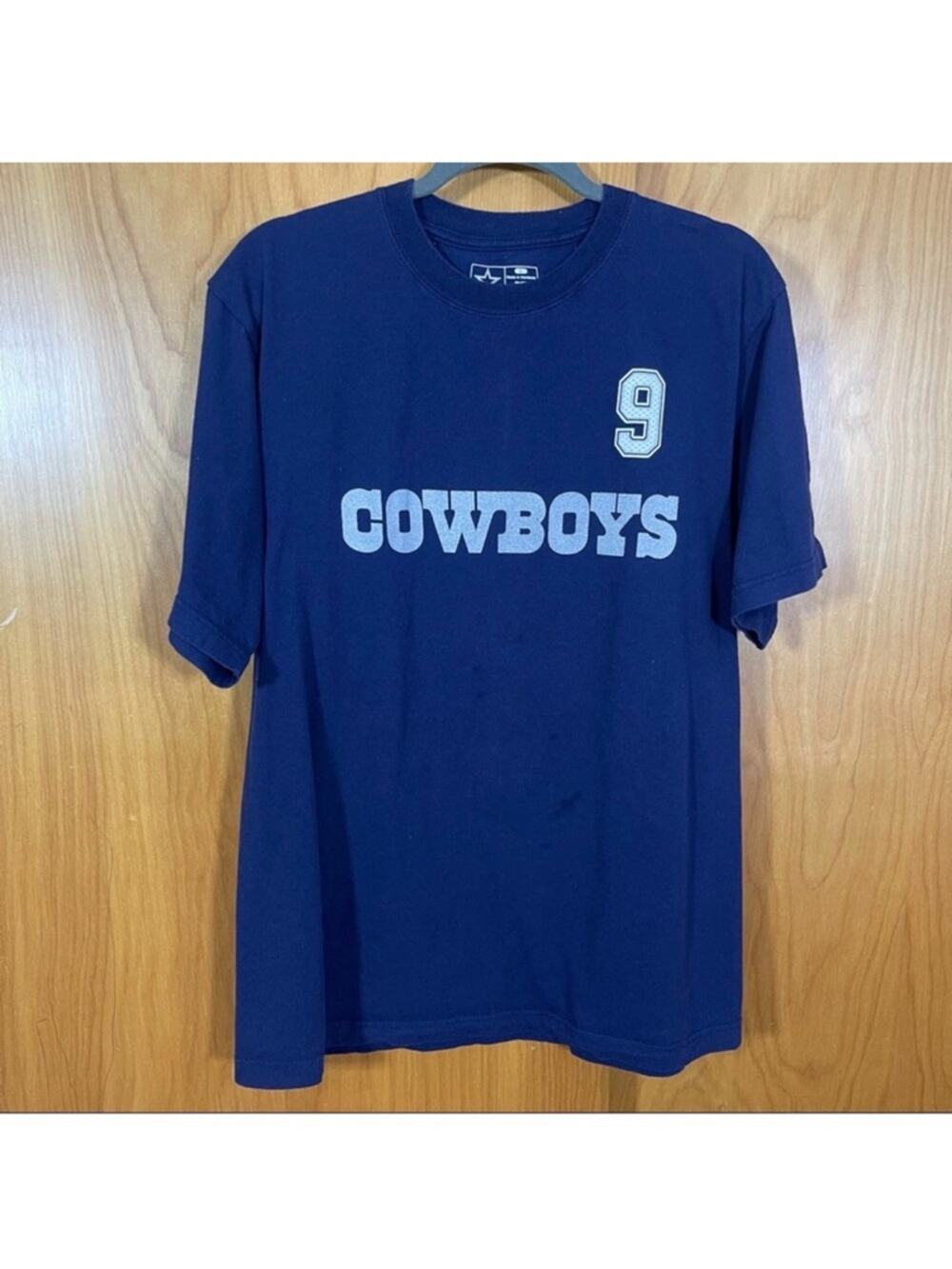 Dallas Cowboys. Romo. 9, Graphic T-Shirt, Size Large. Good used condition!